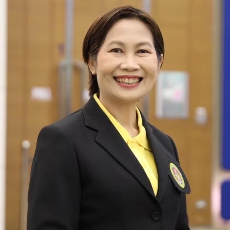 รองศาสตราจารย์ ดร. ณิชารีย์ ใจคำวัง
