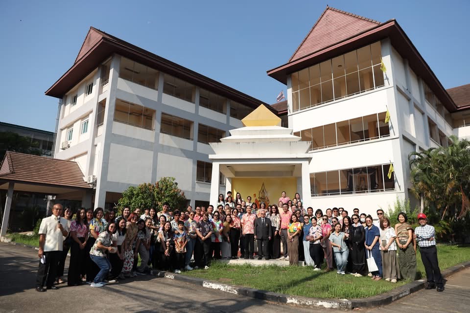 กิจกรรมสืบสานประเพณีไทย “สงกรานต์ มรอ. 69” ภายใต้แนวคิด “มรอ. ลายดอกสืบสาน สงกรานต์วิถีไทย”