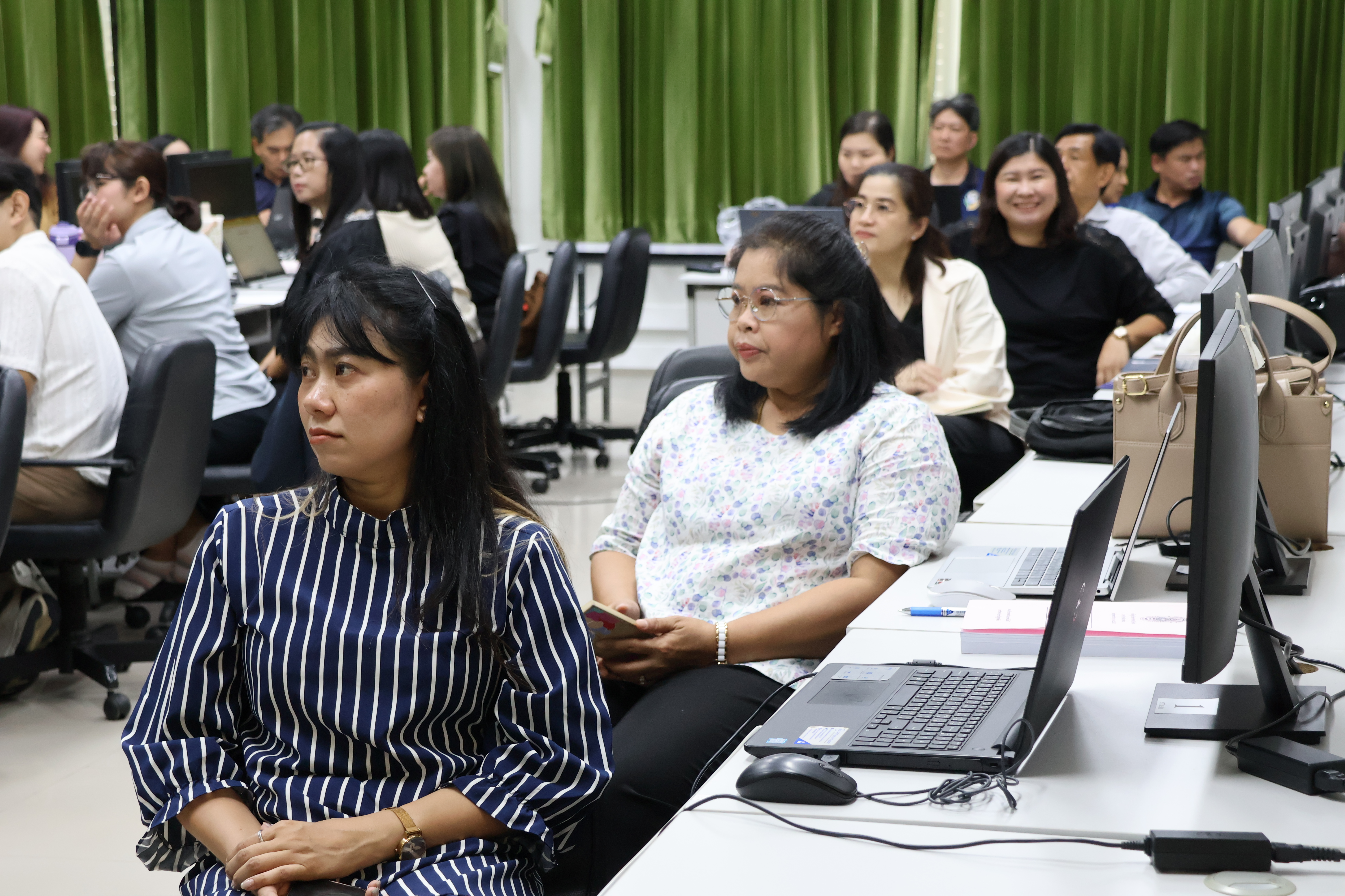  อบรมพัฒนาระบบสารสนเทศเว็บไซต์ใหม่ 🌐💻