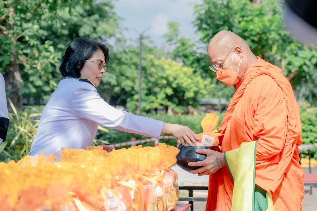คณะวิทยาศาสตร์และเทคโนโลยี ร่วมพิธีเฉลิมพระเกียรติพระบรมราชินี