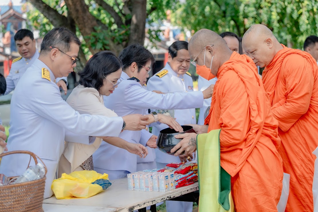 คณะวิทยาศาสตร์และเทคโนโลยี ร่วมพิธีเฉลิมพระเกียรติพระบรมราชินี