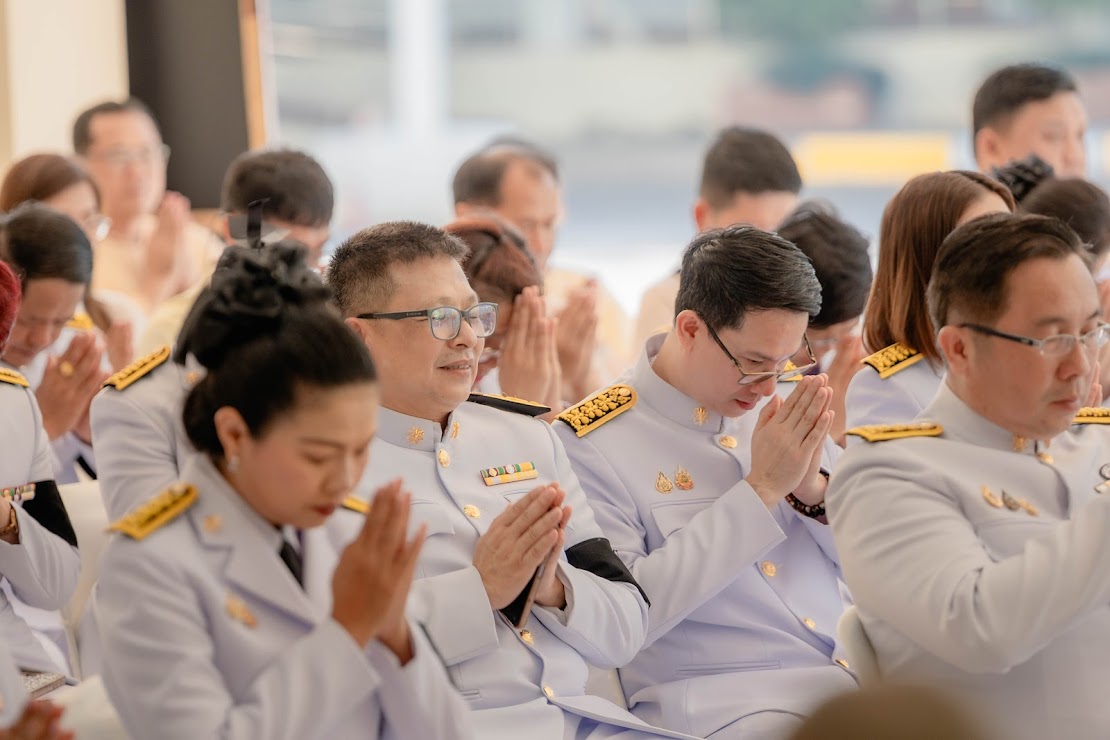 คณะวิทยาศาสตร์และเทคโนโลยี ร่วมพิธีเฉลิมพระเกียรติพระบรมราชินี