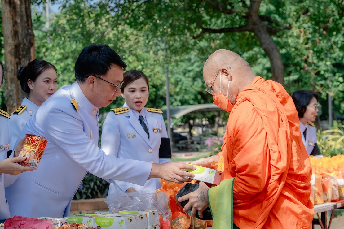 คณะวิทยาศาสตร์และเทคโนโลยี ร่วมพิธีเฉลิมพระเกียรติพระบรมราชินี