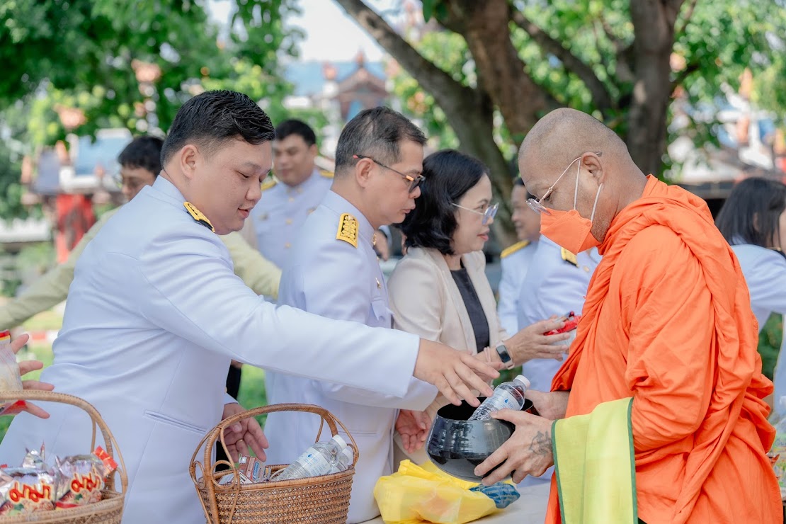 คณะวิทยาศาสตร์และเทคโนโลยี ร่วมพิธีเฉลิมพระเกียรติพระบรมราชินี