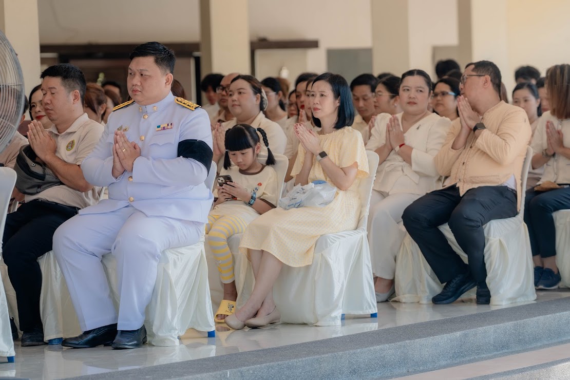 คณะวิทยาศาสตร์และเทคโนโลยี ร่วมพิธีเฉลิมพระเกียรติพระบรมราชินี
