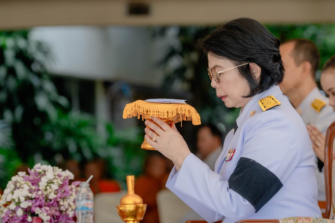 คณะวิทยาศาสตร์และเทคโนโลยี ร่วมพิธีเฉลิมพระเกียรติพระบรมราชินี