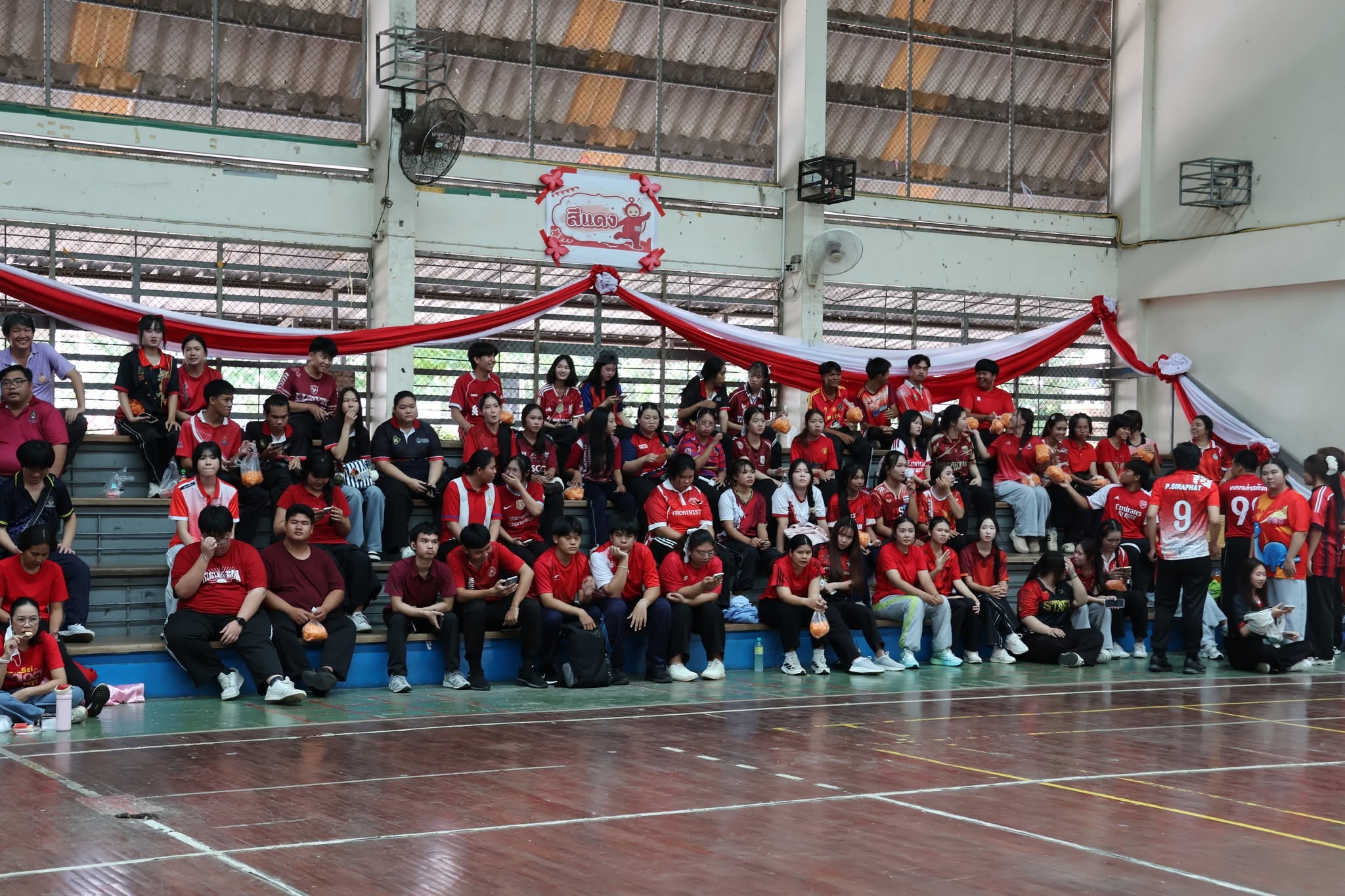 คณะวิทยาศาสตร์และเทคโนโลยี จัดโครงการสืบสานวัฒนธรรมท้องถิ่นล้านนาสัมพันธ์ สร้างสรรค์ความเป็นไทย ครั้งที่ 18 เสริมสร้างความสามัคคีและความผูกพันในองค์กร