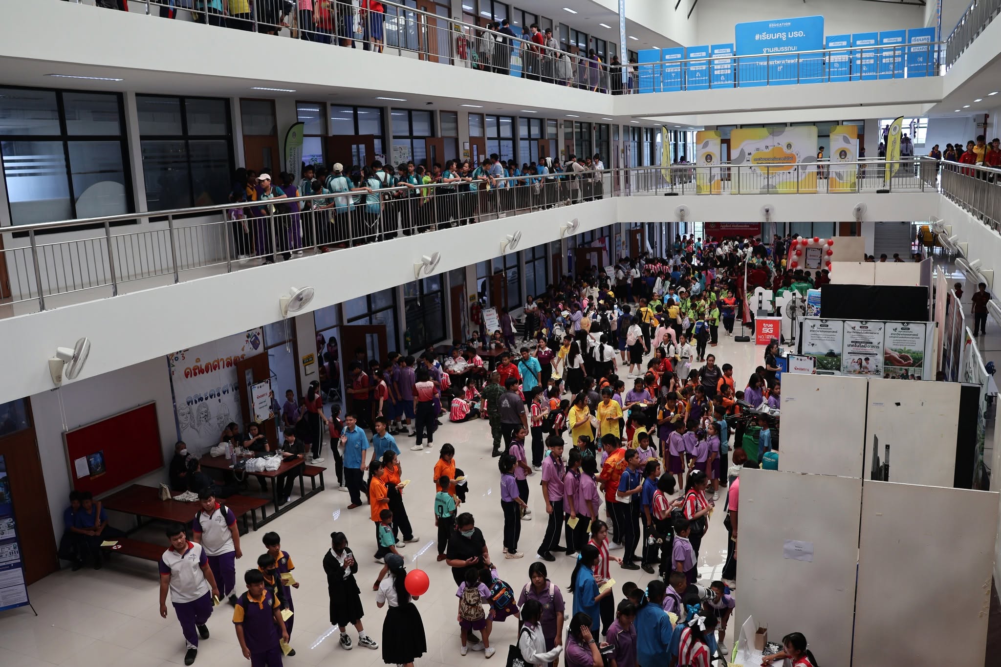 คณะวิทยาศาสตร์และเทคโนโลยี มรภ.อุตรดิตถ์ จัดงาน “สัปดาห์วิทยาศาสตร์แห่งชาติ ส่วนภูมิภาค ประจำปี 2569” เปิดโลกการเรียนรู้ สร้างแรงบันดาลใจด้านวิทยาศาสตร์และเทคโนโลยี