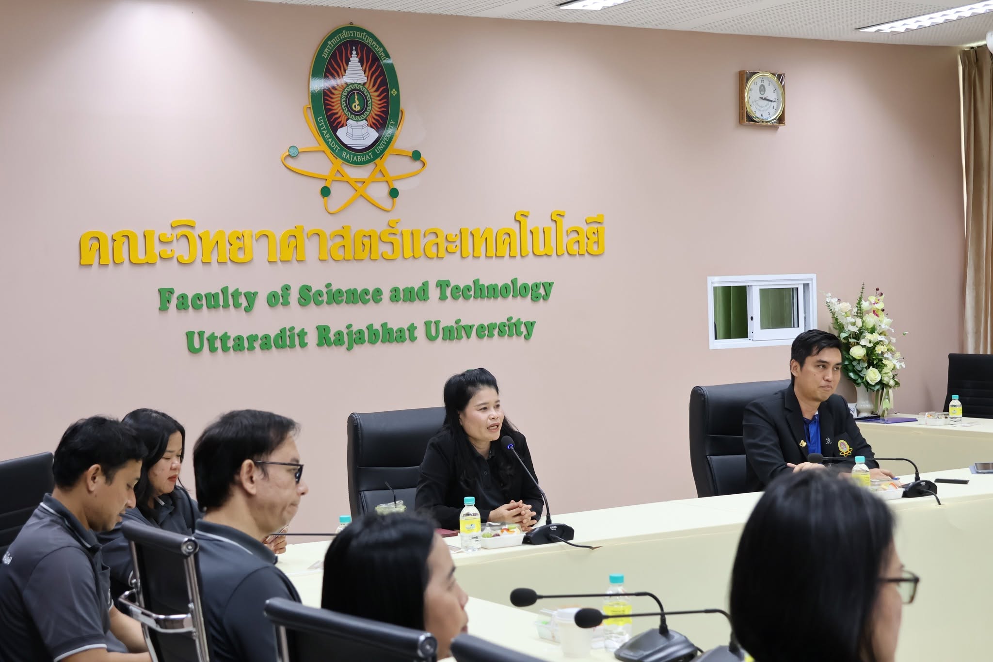 คณะวิทยาศาสตร์และเทคโนโลยี มรอ. ต้อนรับคณะศึกษาดูงาน มรภ.นครสวรรค์ แลกเปลี่ยนแนวทาง Lifelong Learning และ Credit Bank