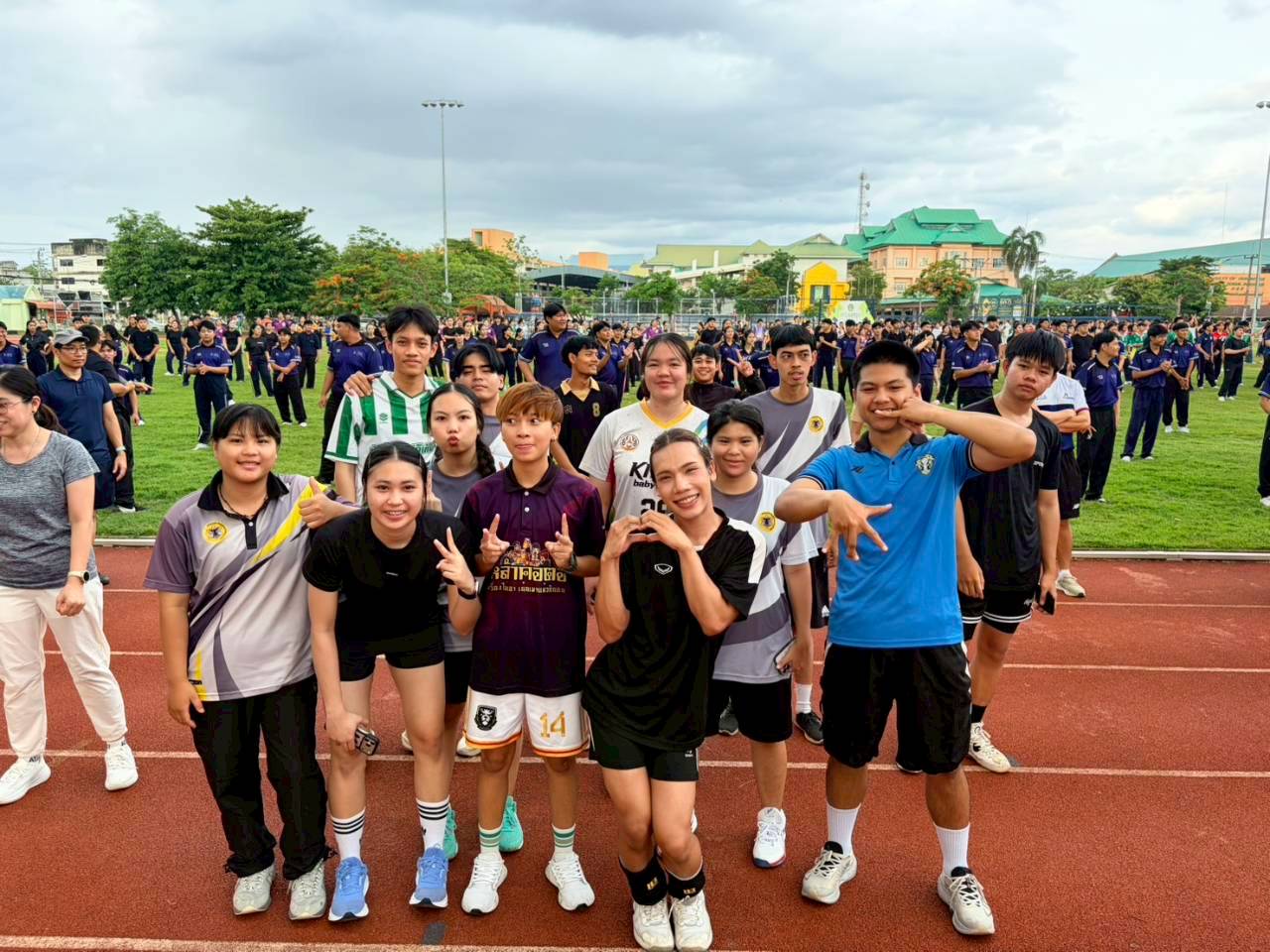 วิทย์กี ร่วมกิจกรรม “90 ปี มรอ. รวมพลังพิชิต 90,000 แคล