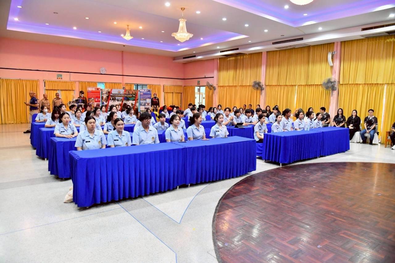 นักศึกษาหลักสูตรสาธารณสุขศาสตร์ ชั้นปีที่ 3 ศึกษาดูงานโครงการ 