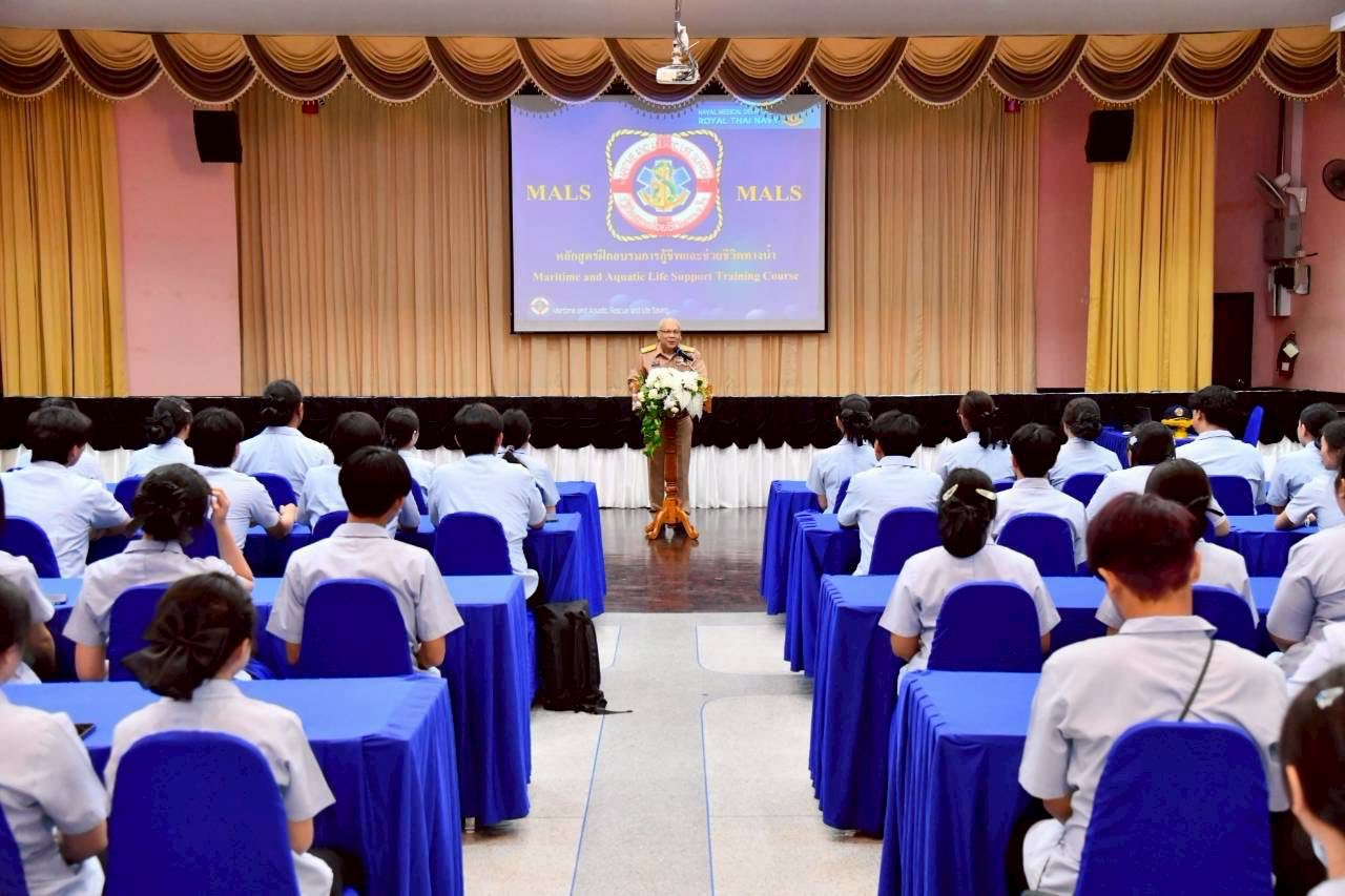 นักศึกษาหลักสูตรสาธารณสุขศาสตร์ ชั้นปีที่ 3 ศึกษาดูงานโครงการ 